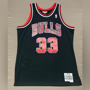 Scottie Pippen Bulls Jersey